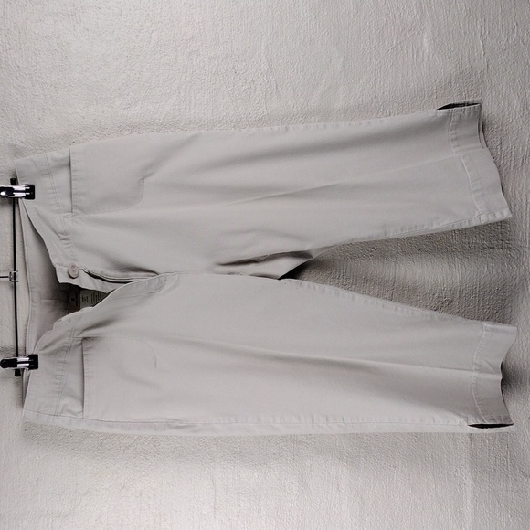 Woolrich Cotton Stone High Rise Zipper Front Straight Leg Casual Capris Pant - Picture 5 of 15